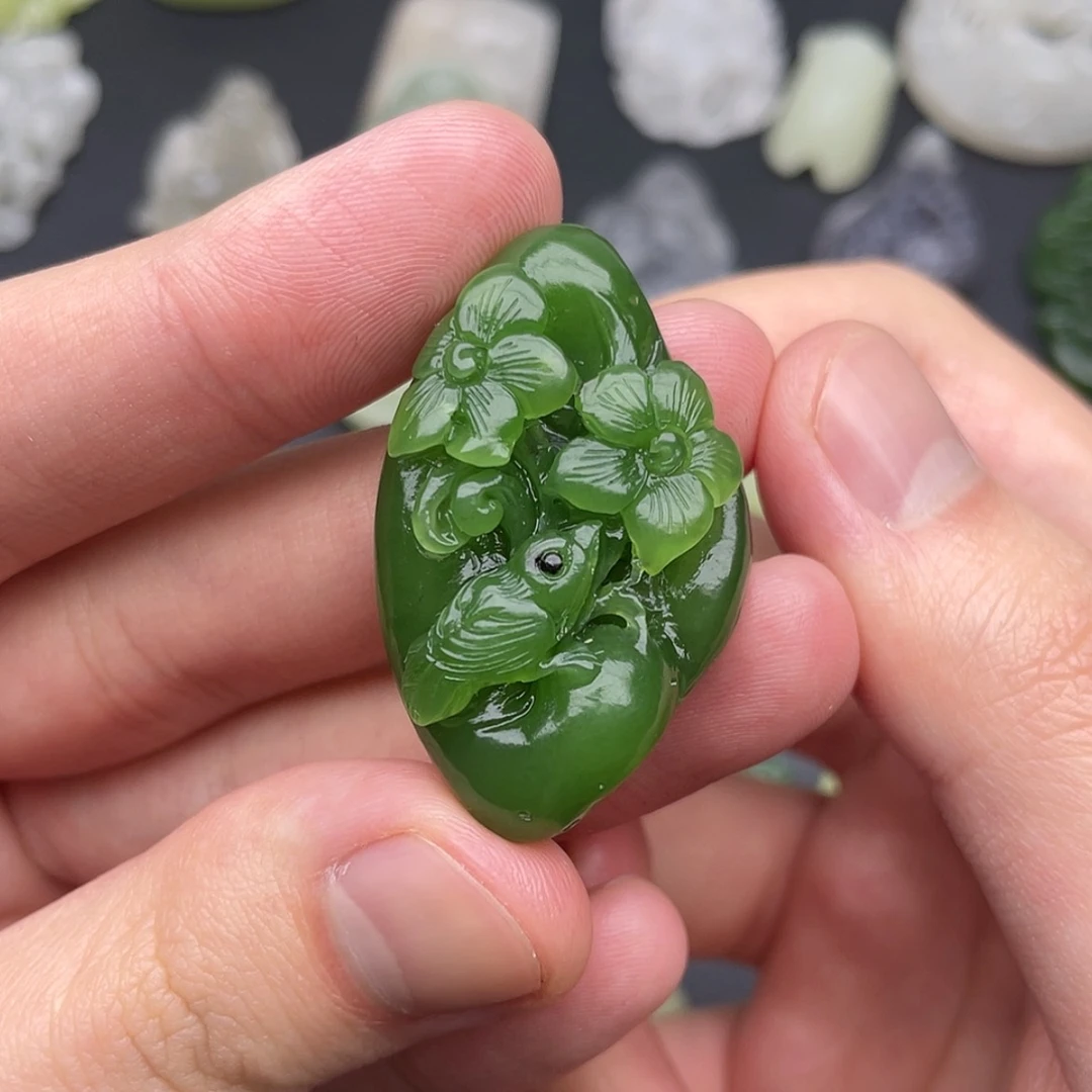 【闪购商品】颈饰未镶嵌和田玉