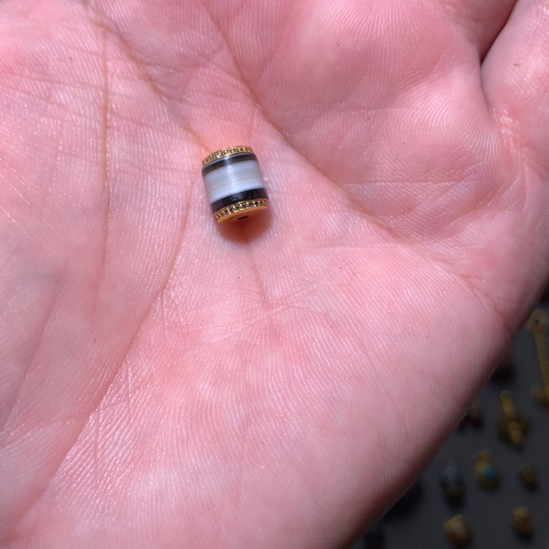 玛瑙/玉髓配饰18K金镶嵌05文玩配饰多样发其一