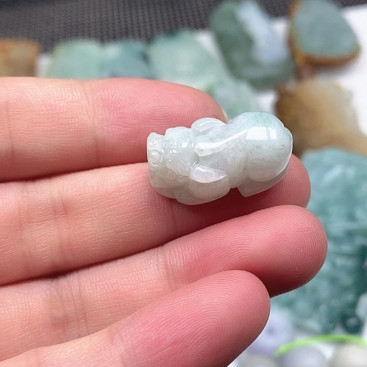 翡翠未镶嵌挂件翡翠