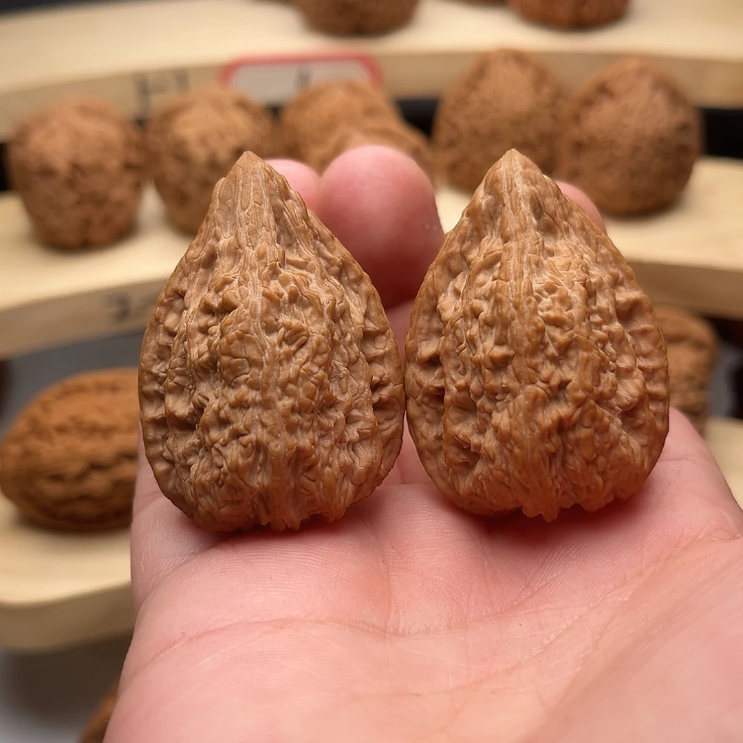 x****文玩核桃吊坠34塔尖