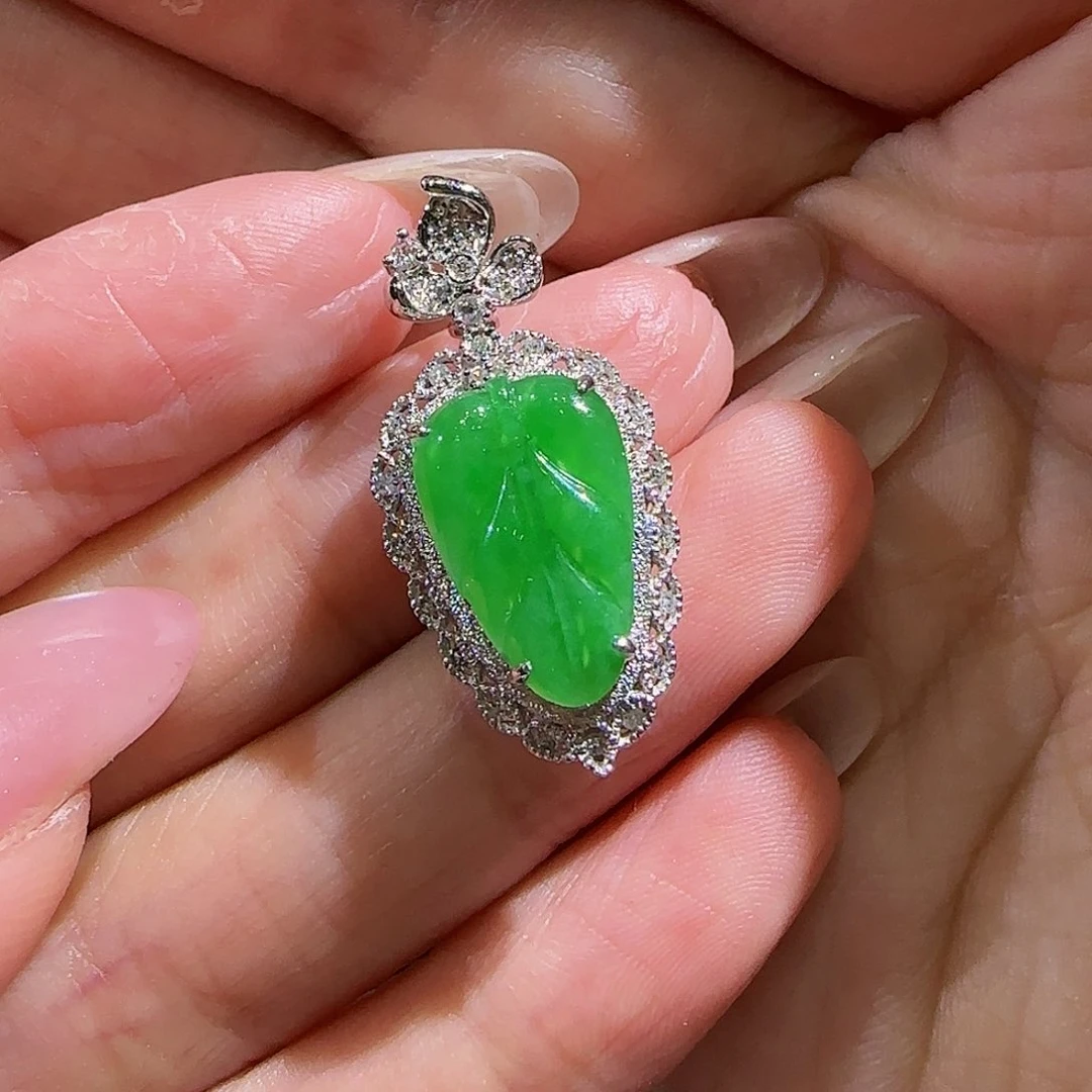 【闪购商品】颈饰18K金镶嵌翡翠喵*子天然A货翡翠