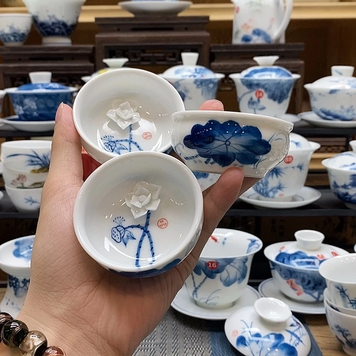 手绘荷花浮雕杯子三个装釉下彩高温瓷微瑕福利款