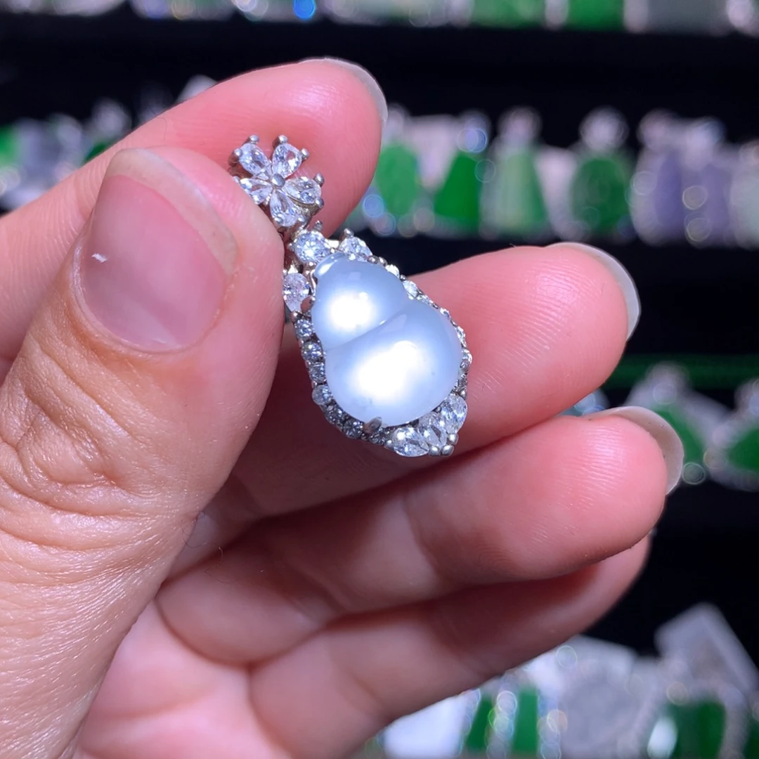 【闪购商品】颈饰银S925镶嵌翡翠天然翡翠