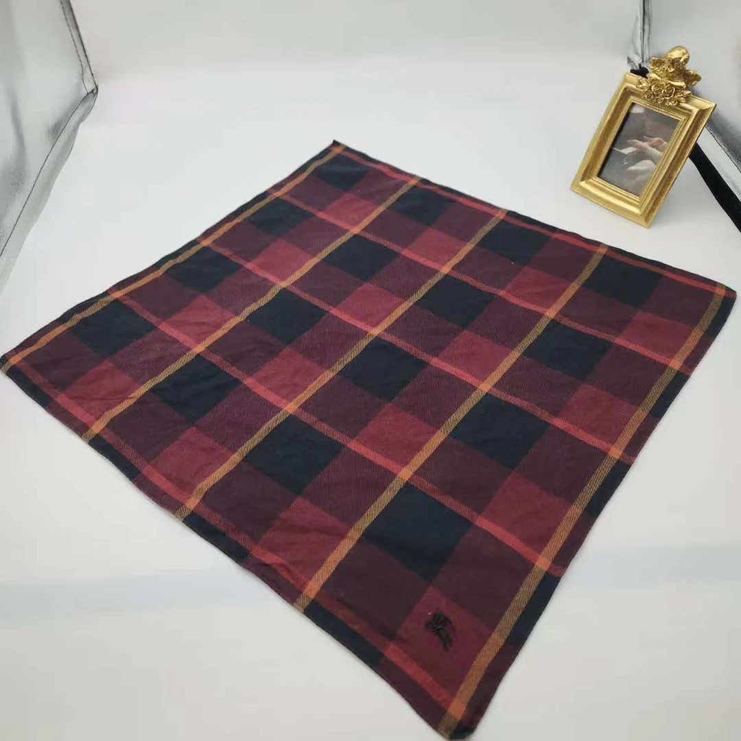 95新 BURBERRY/博柏利 海囤/巴宝莉/丝巾/yy10160