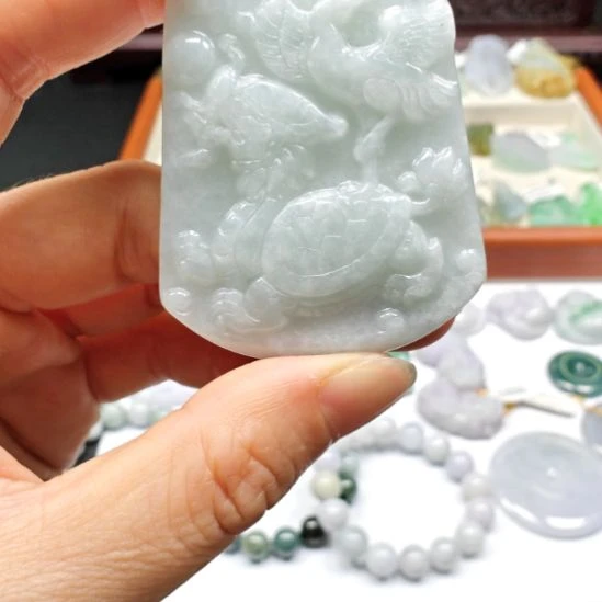 翡翠未镶嵌颈饰翡翠19