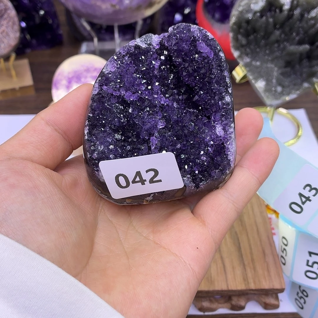 大型摆件（非配饰）紫晶未镶嵌