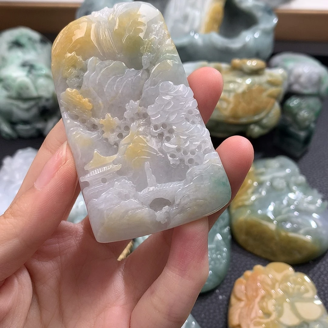 吊坠(不含链)未镶嵌翡翠