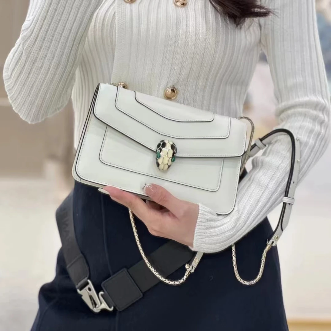 95新 BVLGARI/宝格丽 XM/高级白色蛇头横版链条包/BB04130635