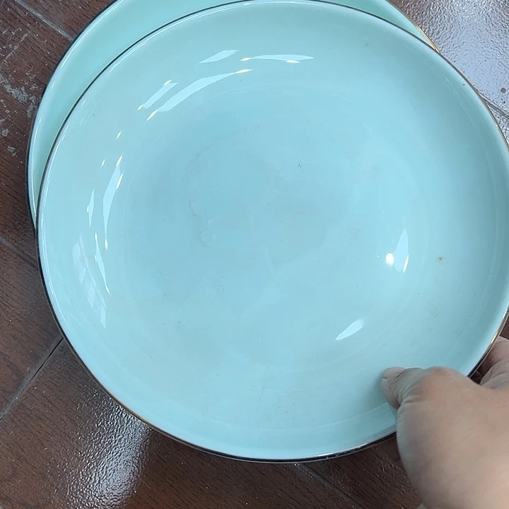 菡***开搪瓷瑕疵青瓷8寸深盘3个