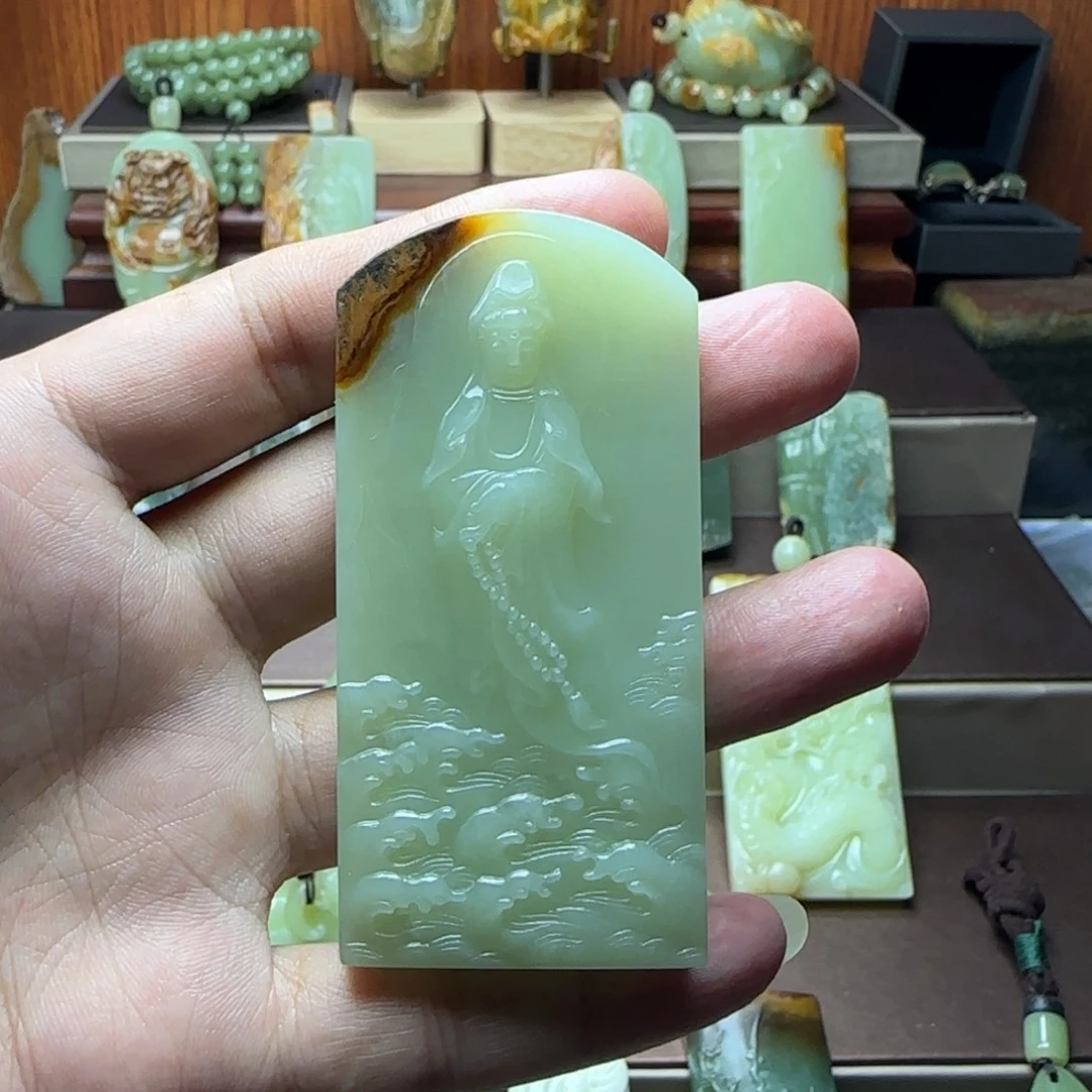 禅***净岫岩河磨玉（透闪石质玉）未镶嵌颈饰