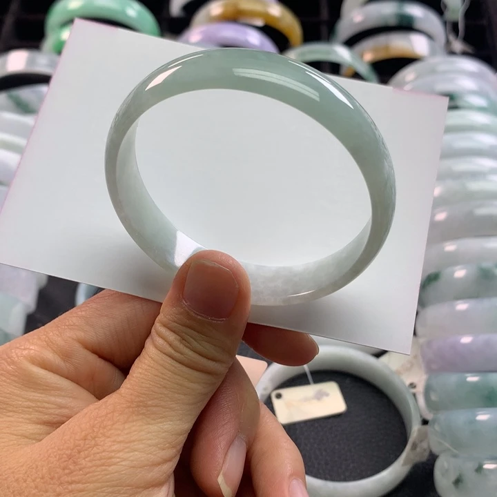 翡翠未镶嵌手镯公主52+