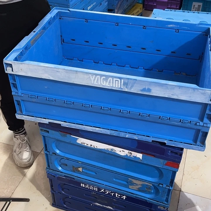 京***水厚款品相一般的箱子一个