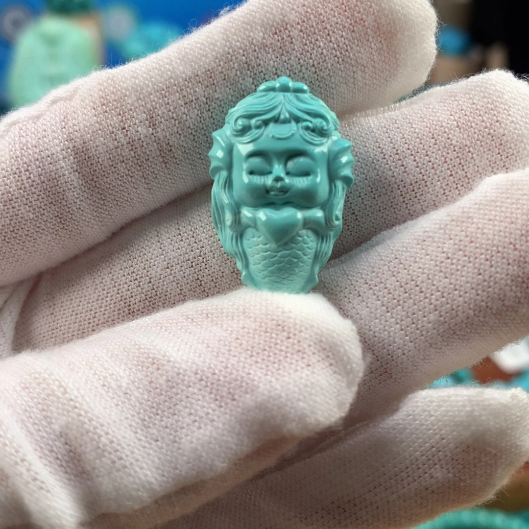 绿松石未镶嵌珠宝奇石高瓷蓝绿美人鱼15.7*24.6mm