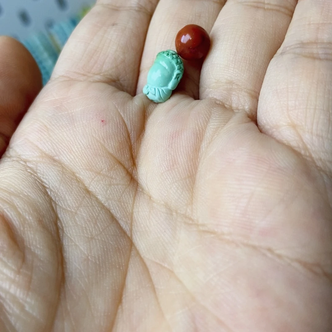 M***g未镶嵌配饰南红玛瑙