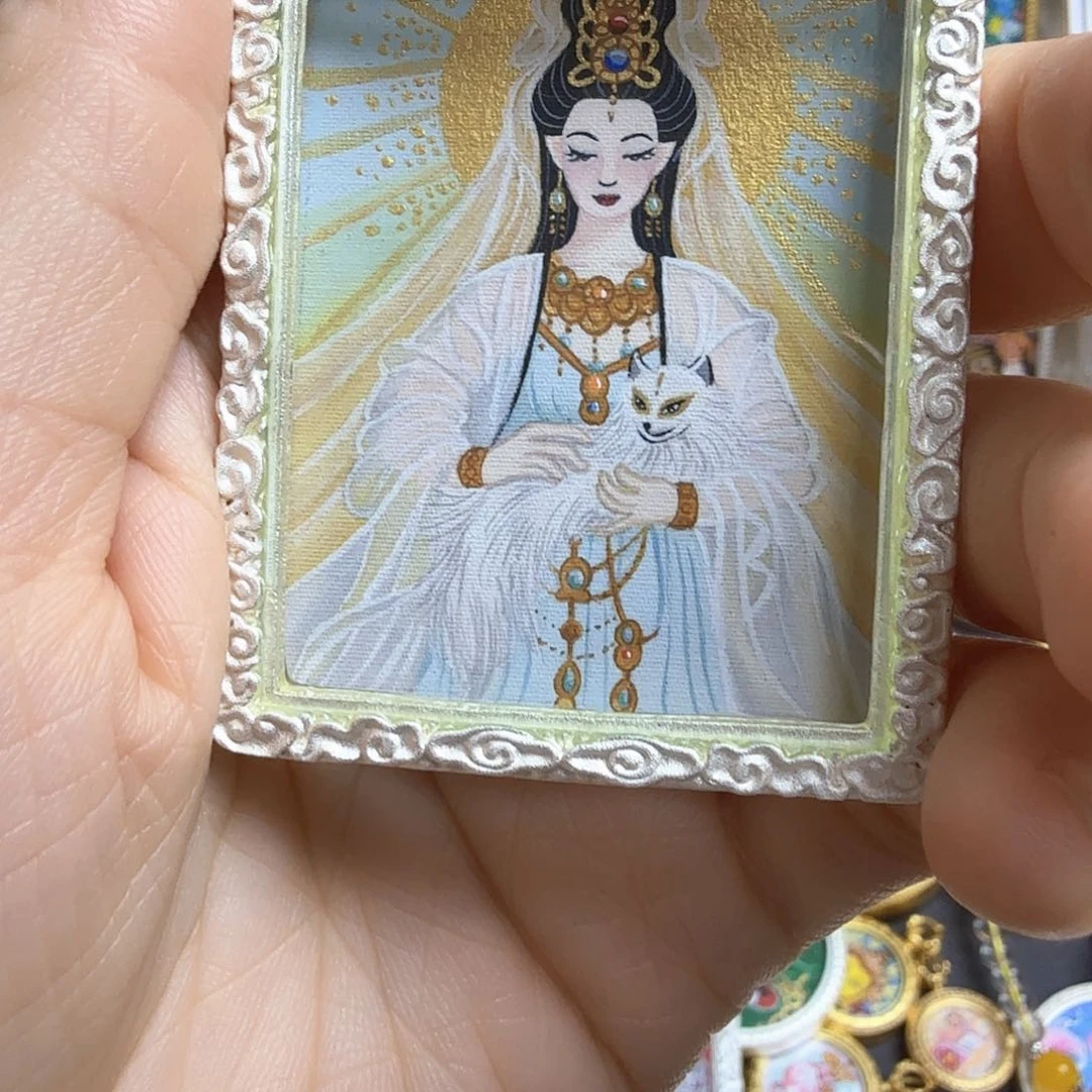 芮***吖吊坠十三纯手绘4.5狐娘娘唐卡