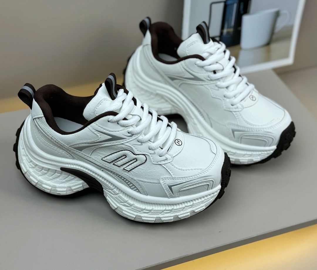 步履不停2026新款跟高6cm老爹鞋保暖百搭运动休闲跑步鞋轮胎鞋