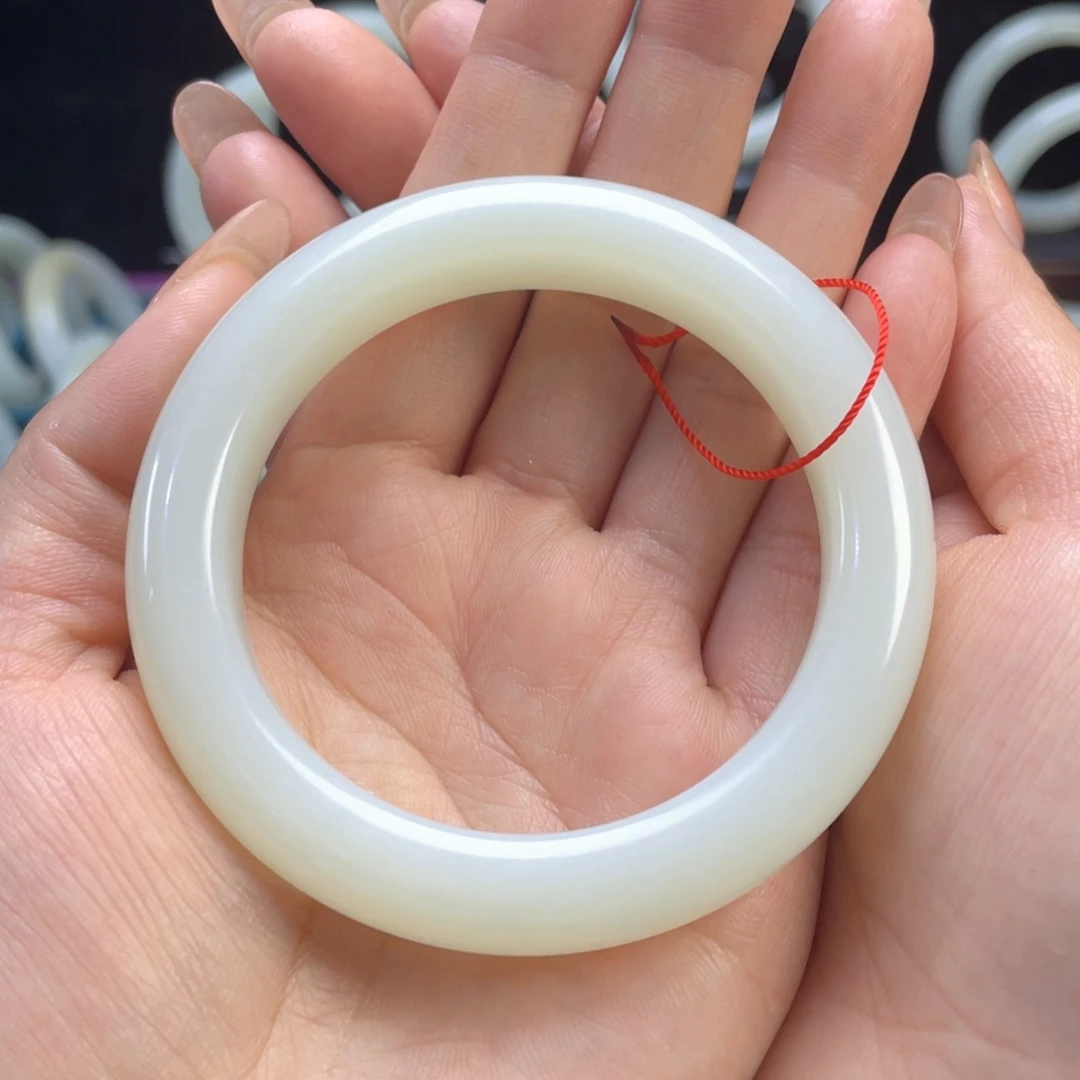 【闪购商品】和田玉手镯未镶嵌