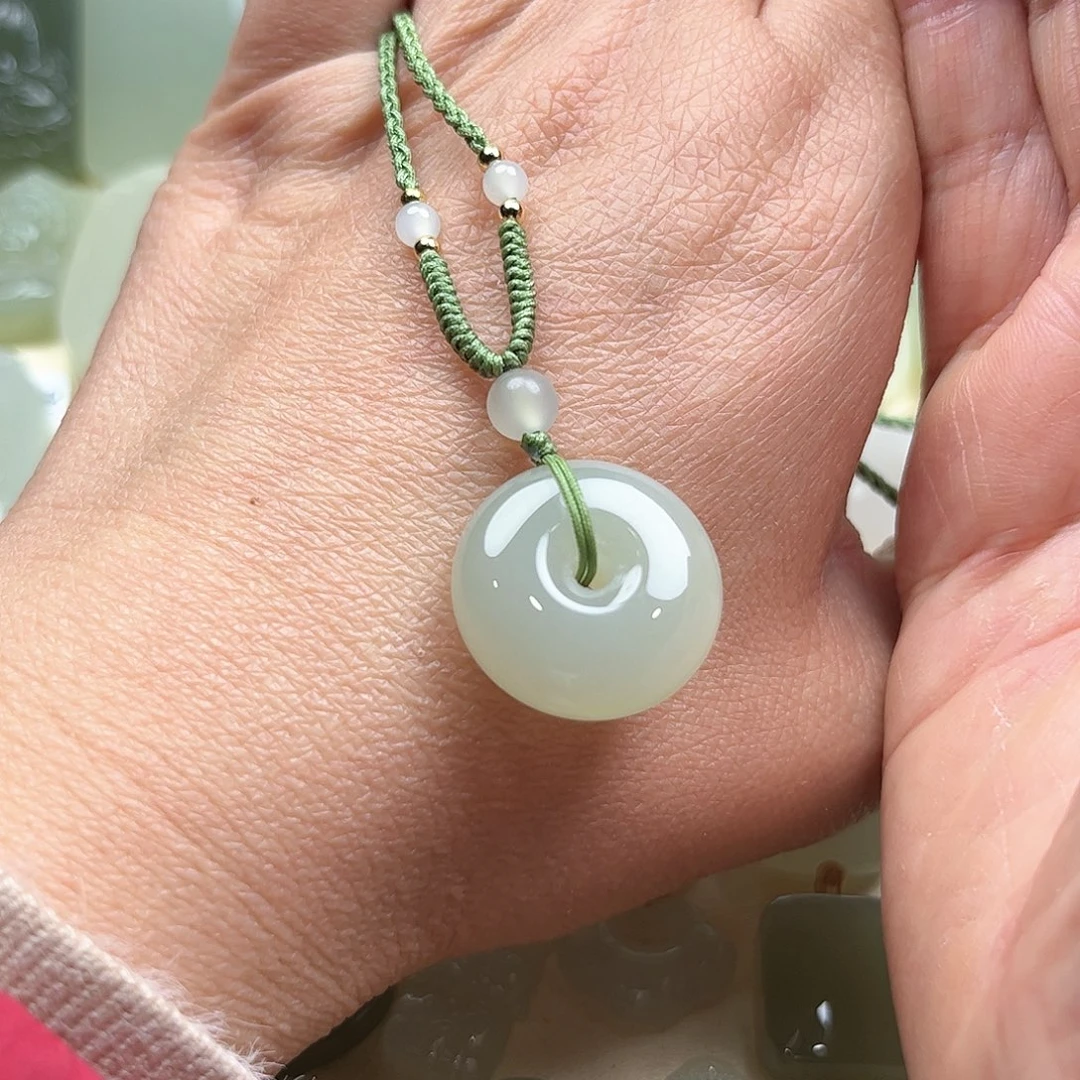 和田玉挂件未镶嵌每***睡