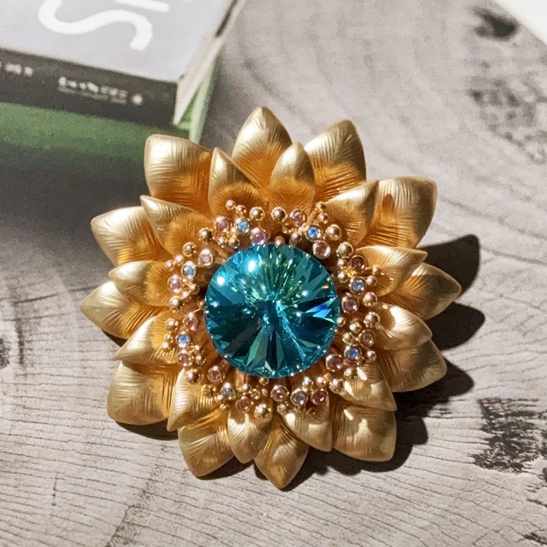 铜合成锆石胸针 【Vivian专属】纸醉金迷金色Vintage花朵胸针
