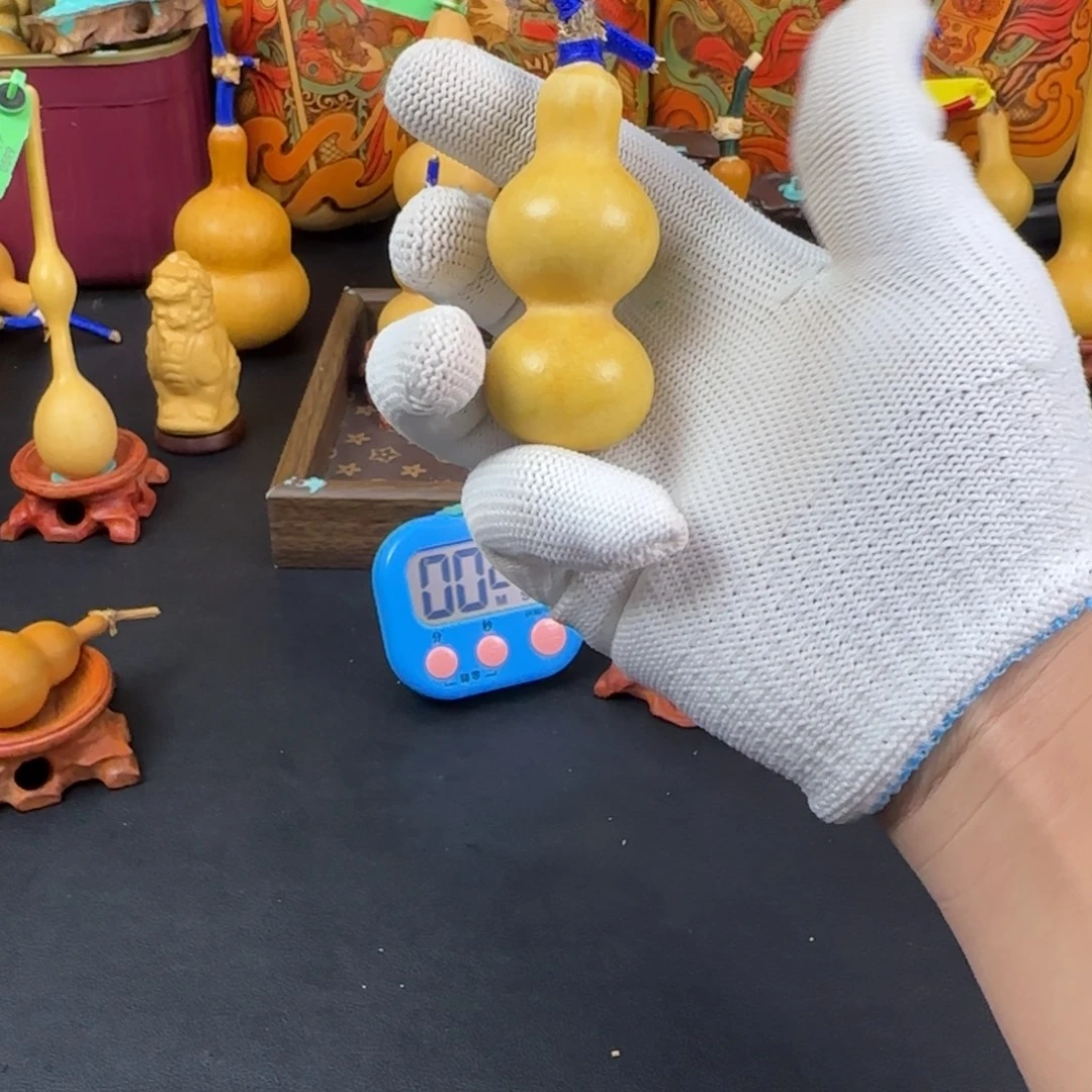 龚***爷有机玻璃摆件等各种工具