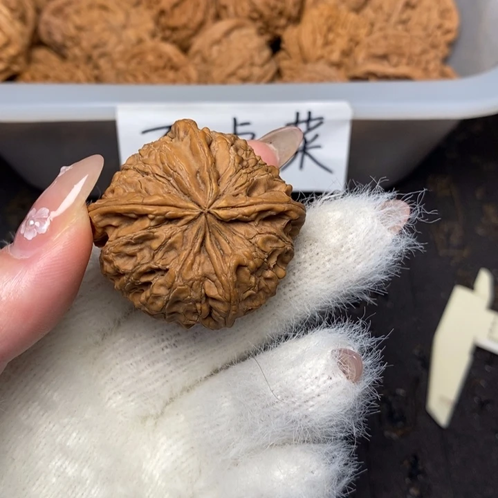 吊坠文玩核桃大****闪文玩核桃异形单只