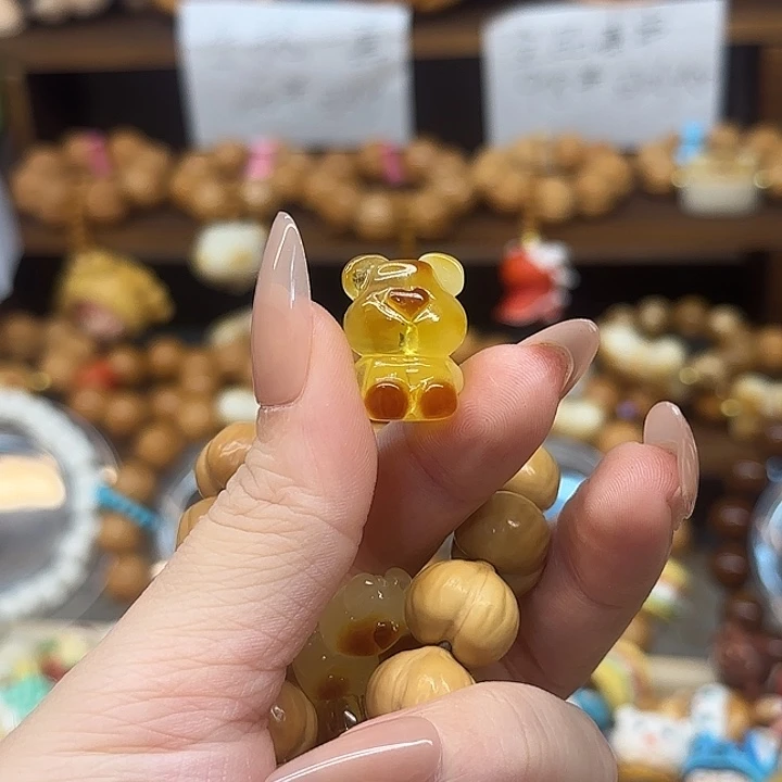 忽***夏猴头核桃手串小熊