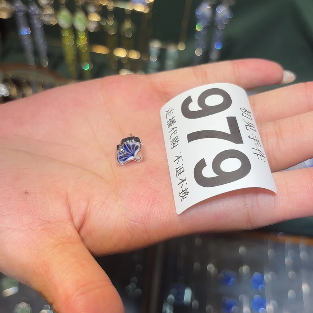 象**?银杏叶耳钉耳钉