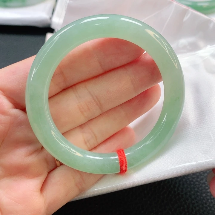未镶嵌手镯翡翠52圆