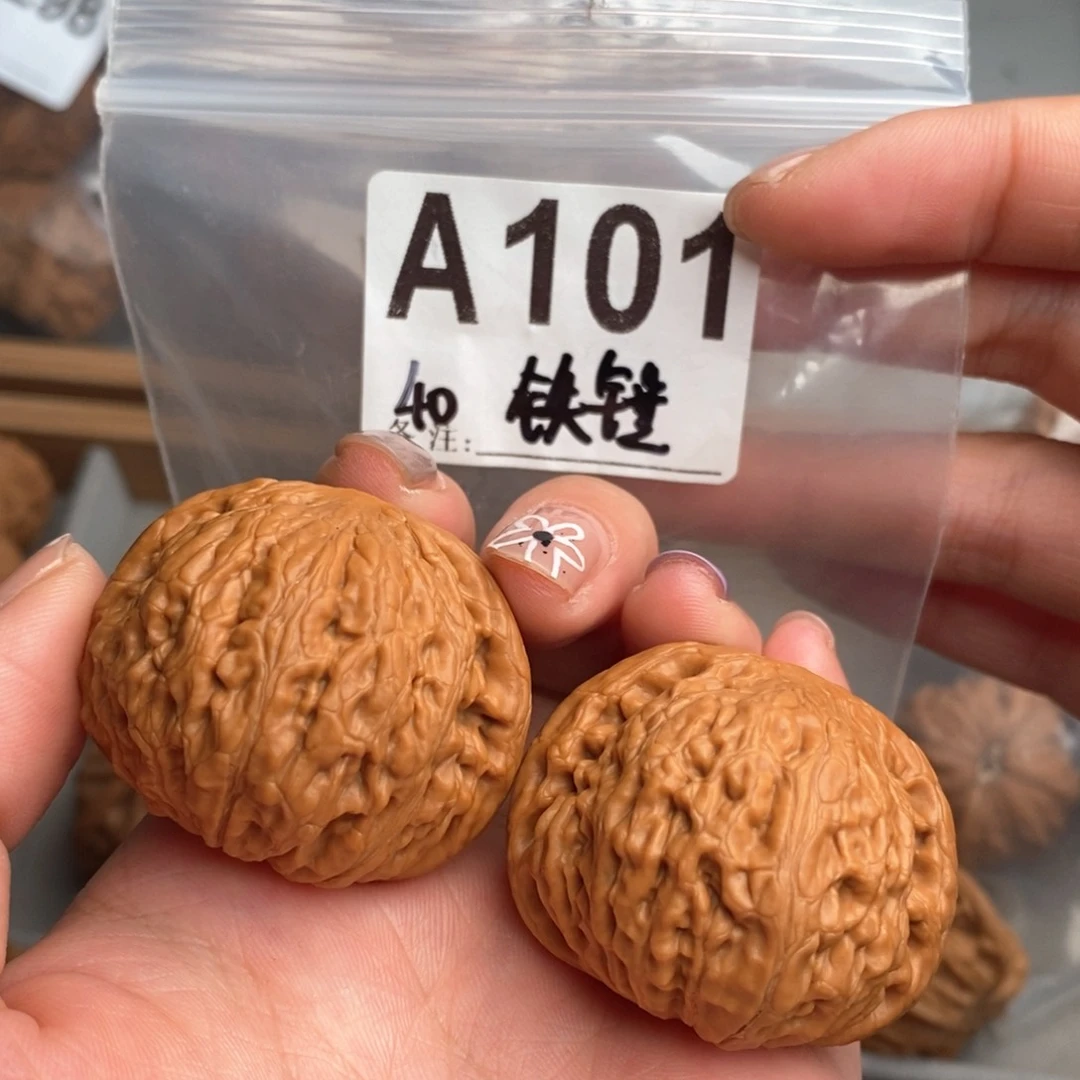 文玩核桃吊坠40铁锤妹妹