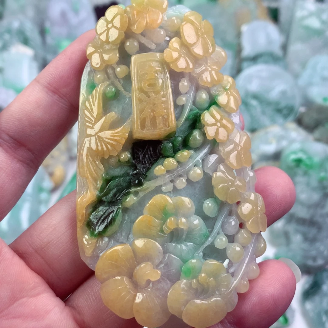 翡翠未镶嵌吊坠(不含链)