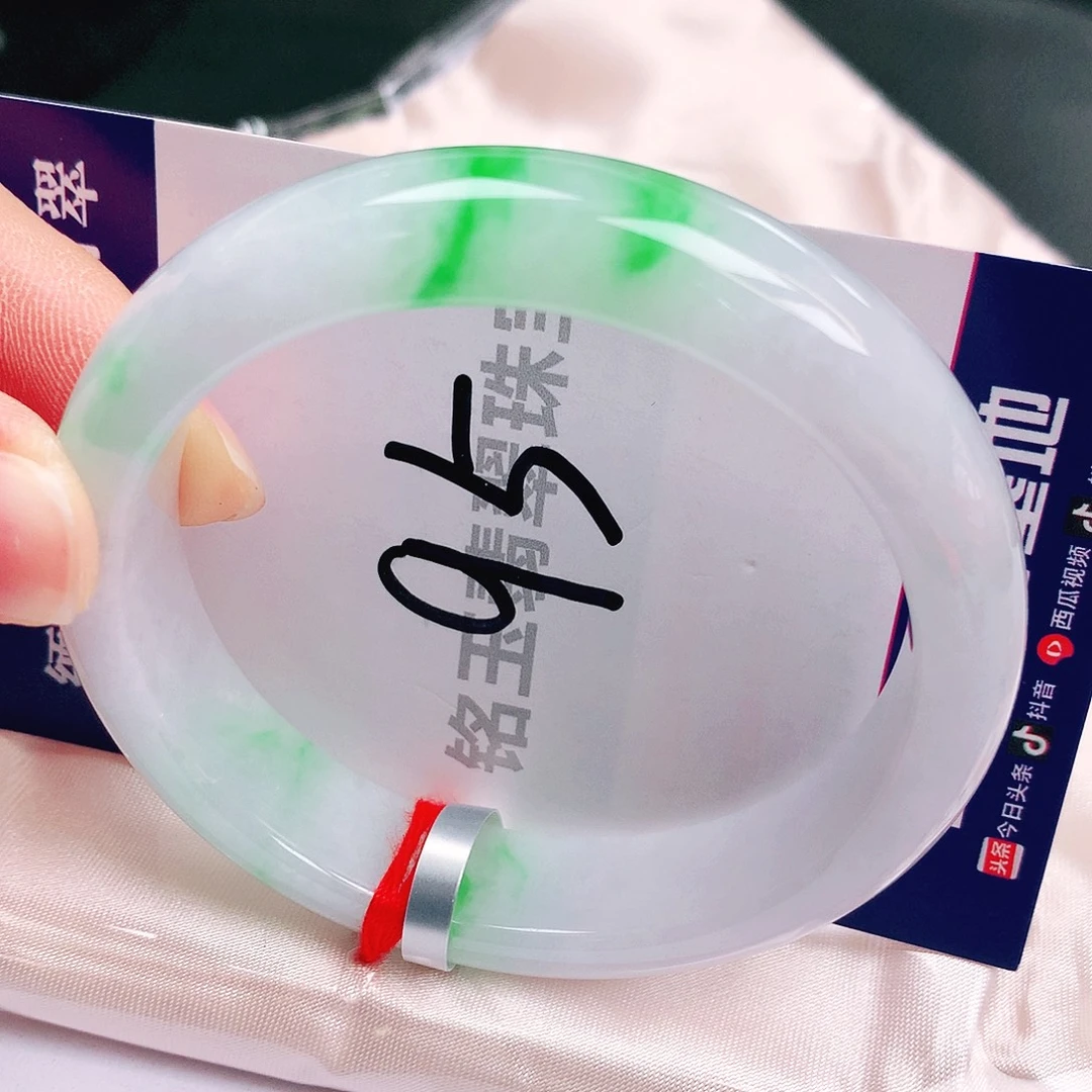 翡翠未镶嵌手镯缅甸天然a货翡翠手镯