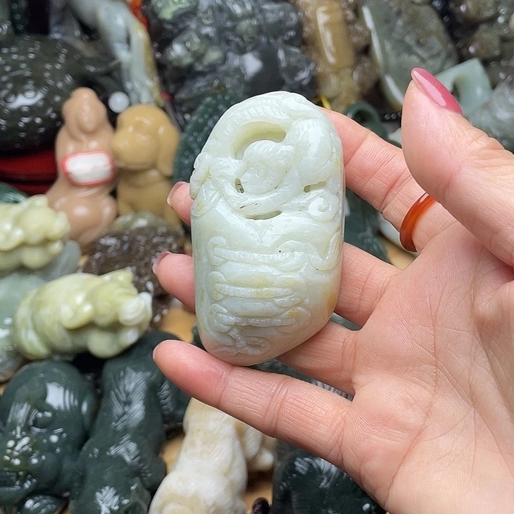 和田玉未镶嵌挂件