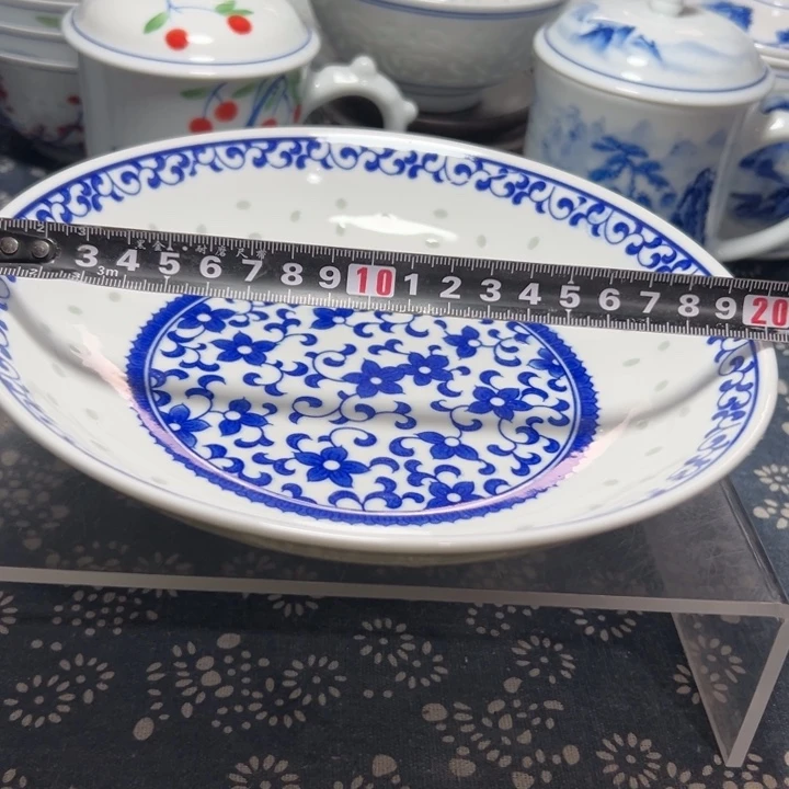 陶瓷青花玲珑8寸紫荆花盘子