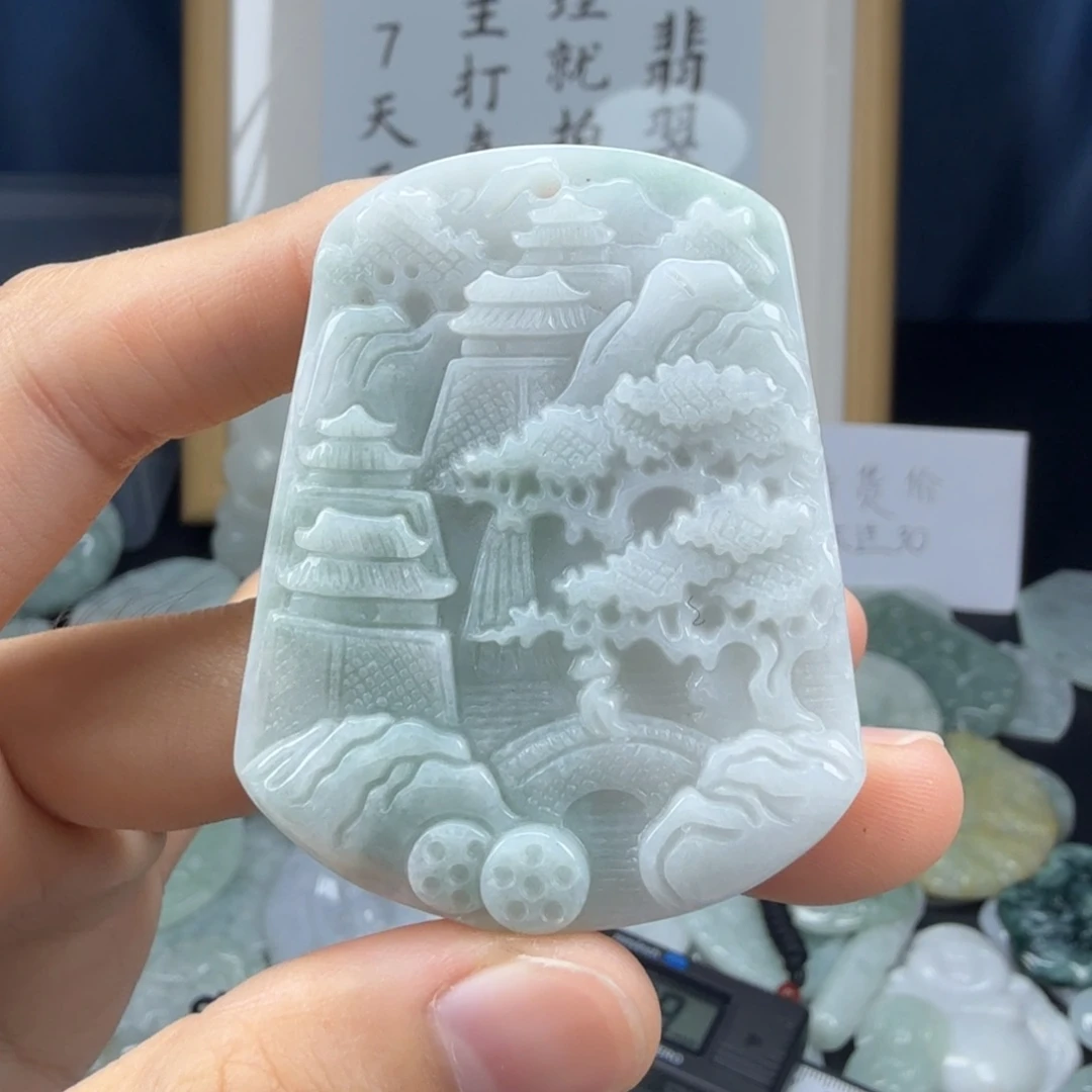 翡翠未镶嵌颈饰翡翠