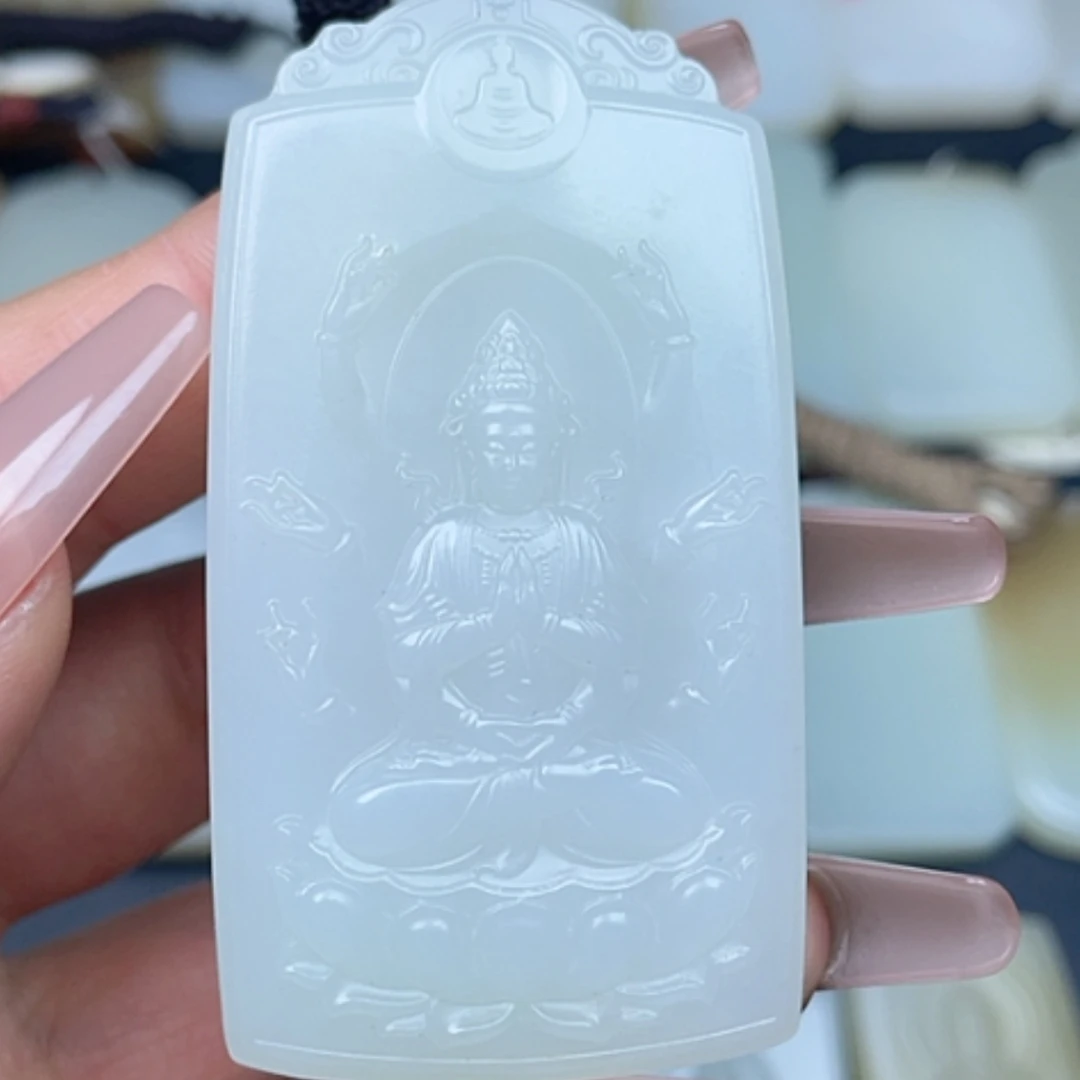 【闪购商品】颈饰未镶嵌和田玉
