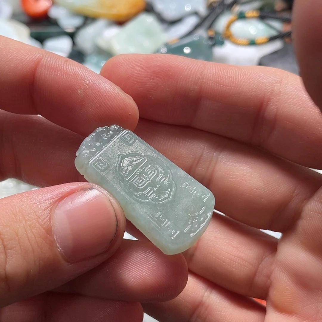 定制翡翠未镶嵌喽翡翠