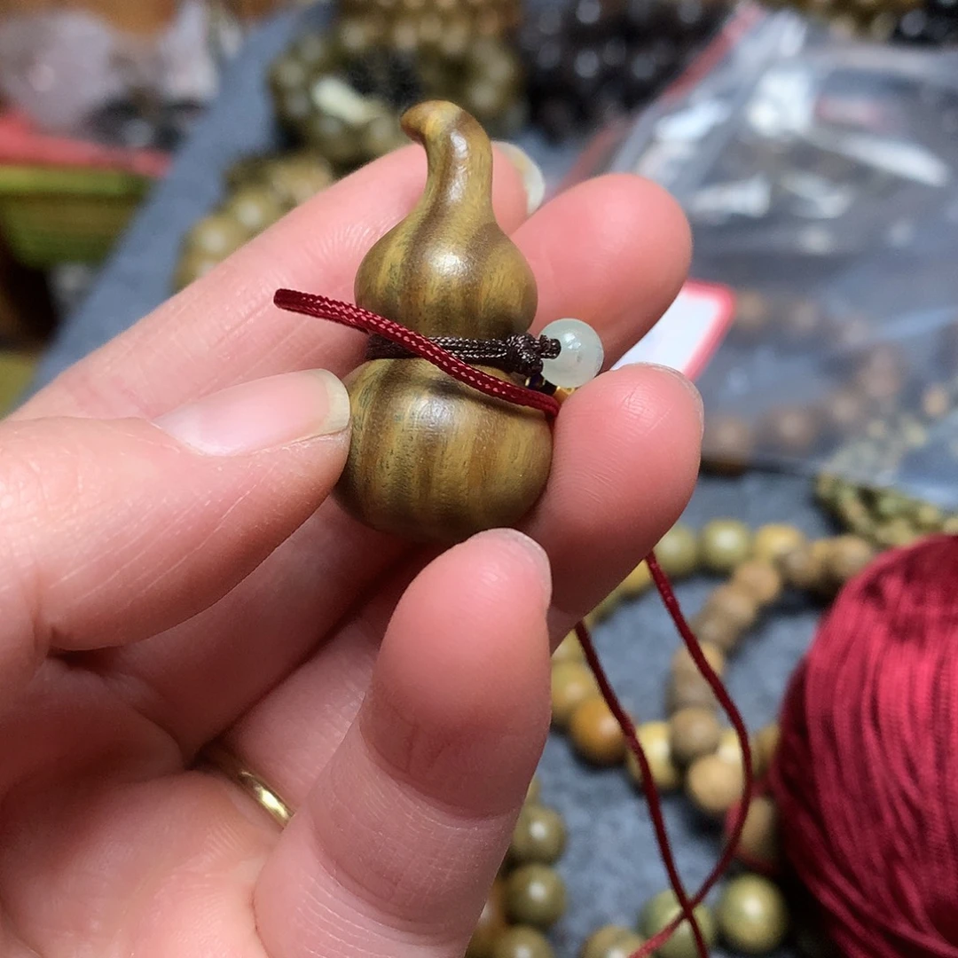 维腊木（绿檀）吊坠浅**惑
