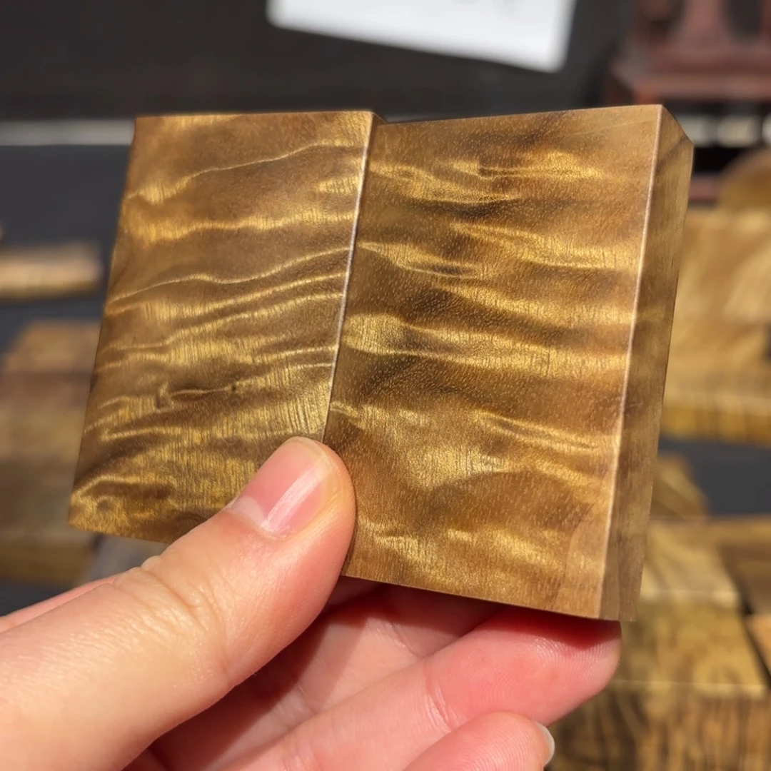 卜***金金丝楠木无事牌材料