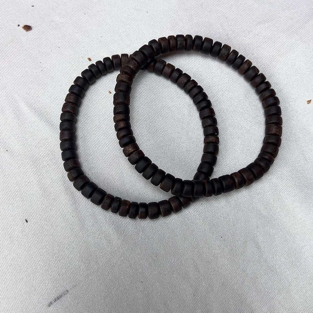 沉香手串片珠黑油王沉水多样性发一沉香手串