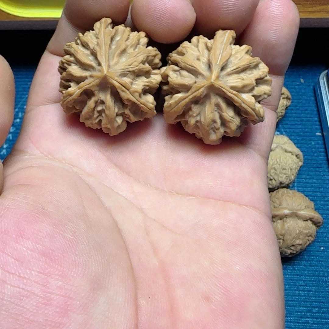 吊坠文玩核桃全品三棱