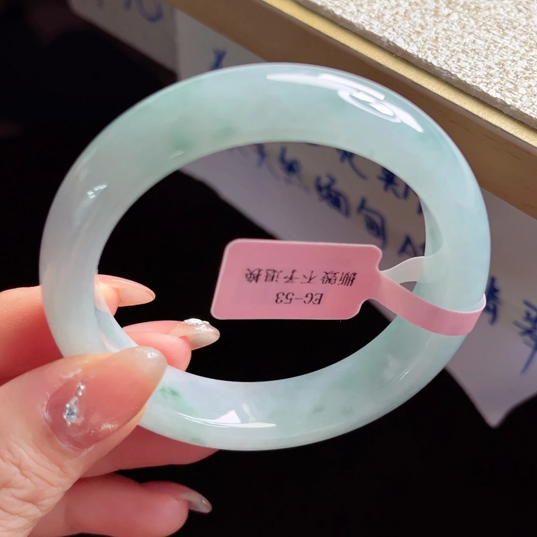 翡翠未镶嵌手镯手镯