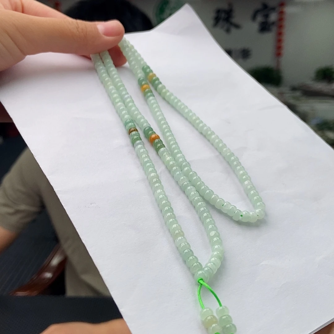 翡翠未镶嵌颈饰颜色多样性发拍一发一