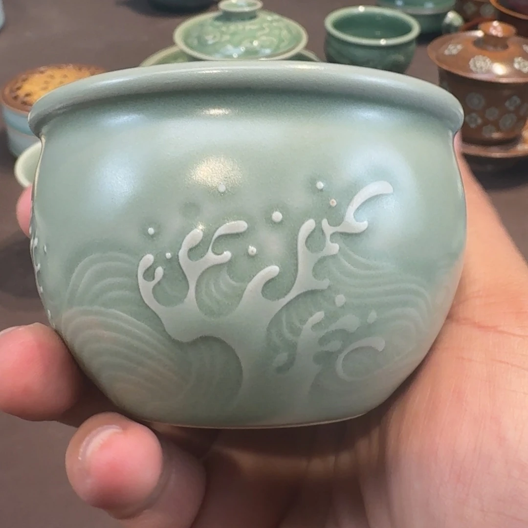 杯龙泉青瓷茶具微瑕