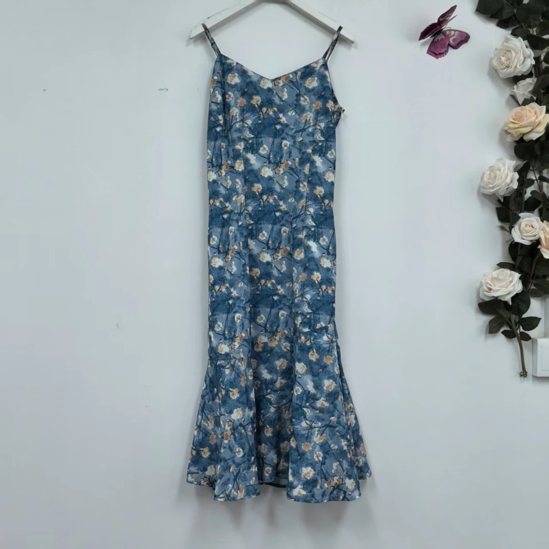 【B33】夏季新款法式碎花a字吊带裙收腰显瘦V领长款气质蕾丝连衣裙