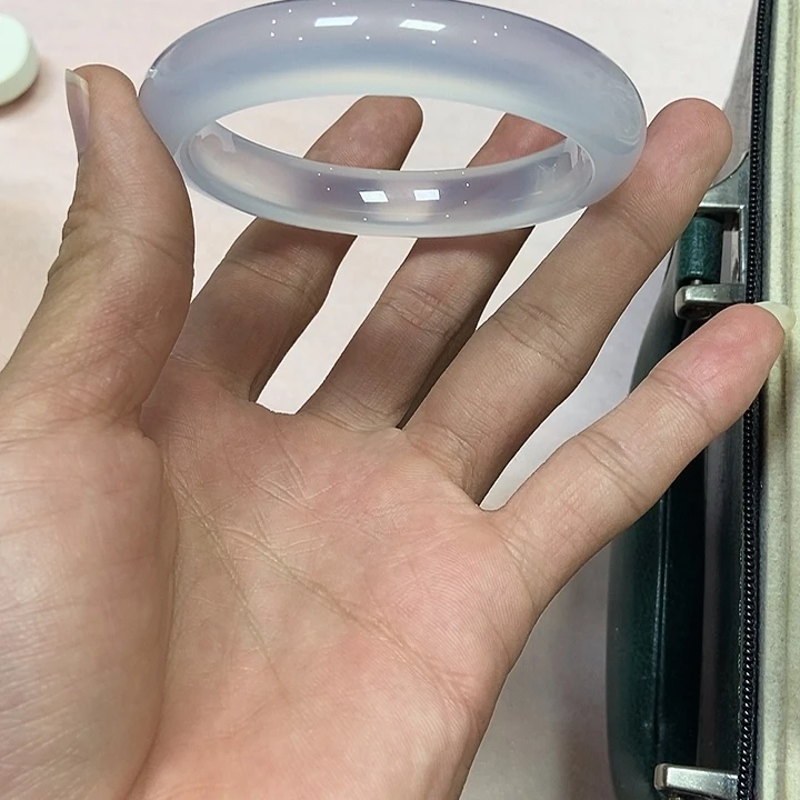 玛瑙/玉髓手镯未镶嵌小*466