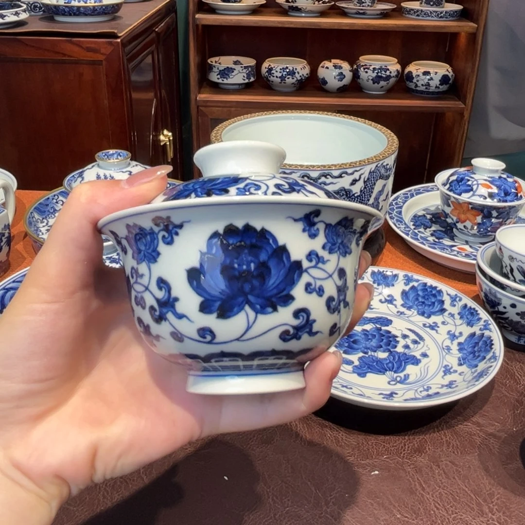 青花雯华堂手绘盖碗