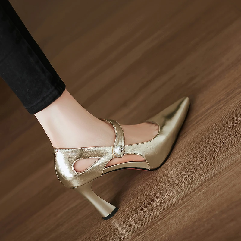 8.5cm~镂空浅口单鞋女夏新款软皮软面尖头粗跟真皮气质金色高跟鞋