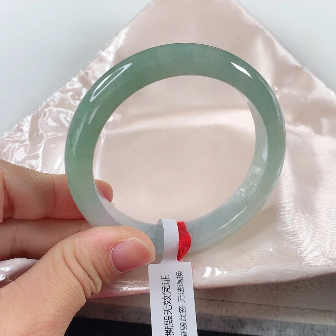 翡翠手镯未镶嵌②①⑧