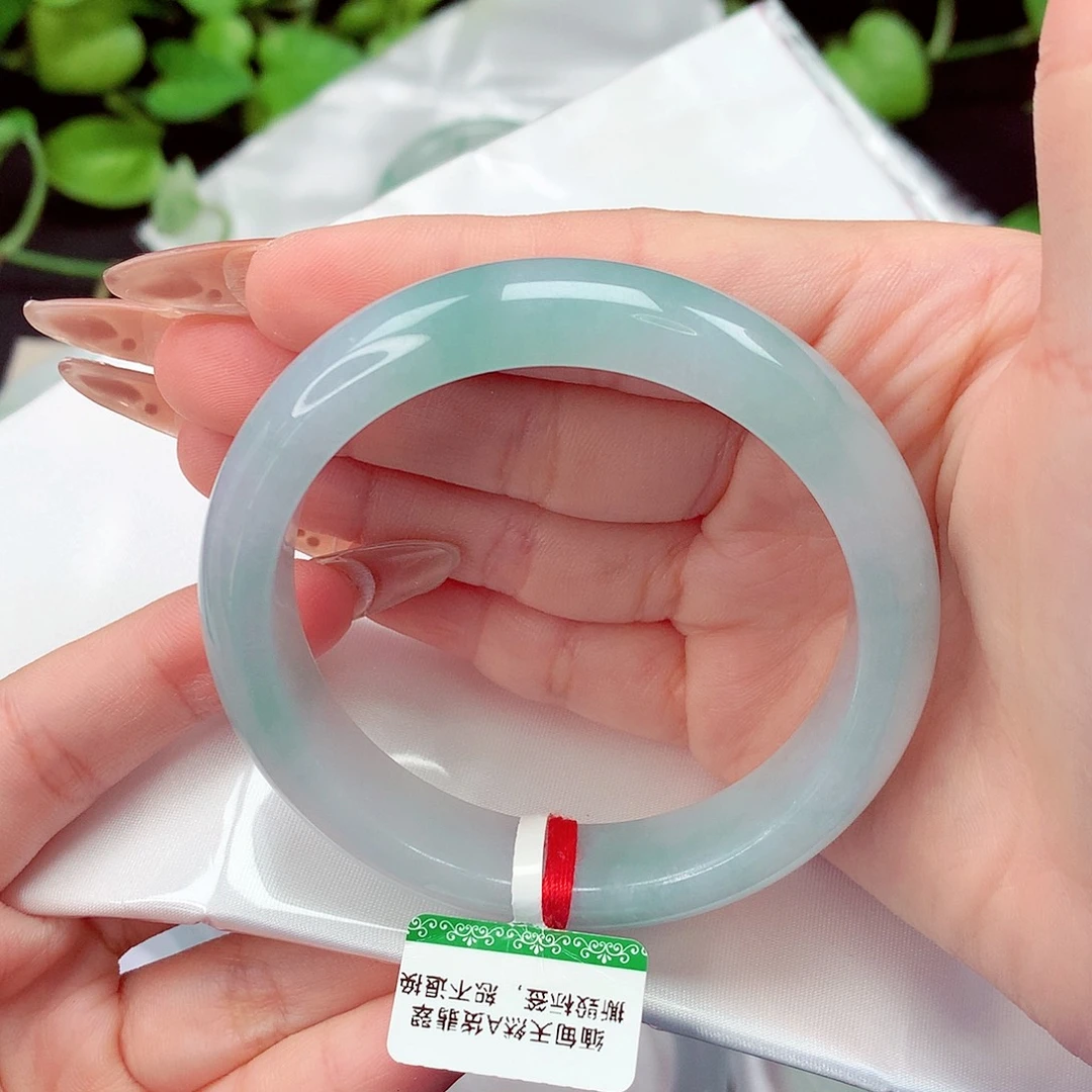 翡翠未镶嵌手镯56