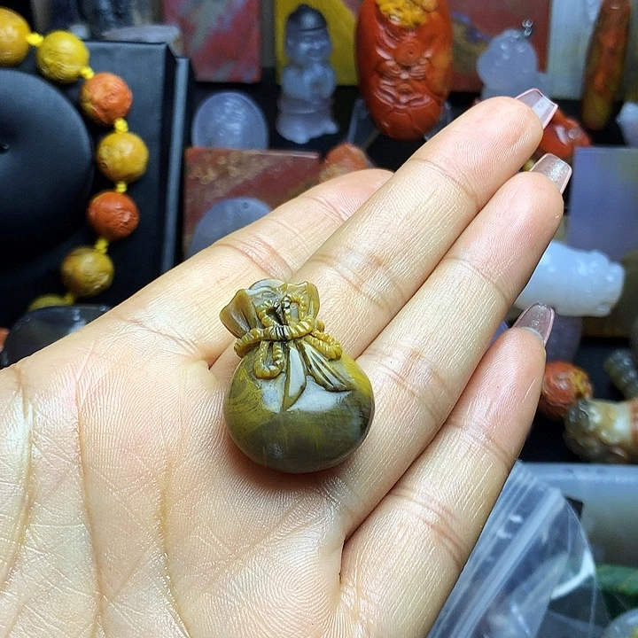 硅化玉未镶嵌吊坠(不含链)